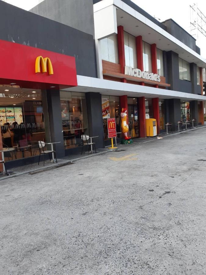 Sarasota Residential Resort Cluster 4 Unit 6B, 6C And 6L By Manny Newport Blvd, Across Naia T3 & Near Resorts World Manila, Pasay City Eksteriør billede