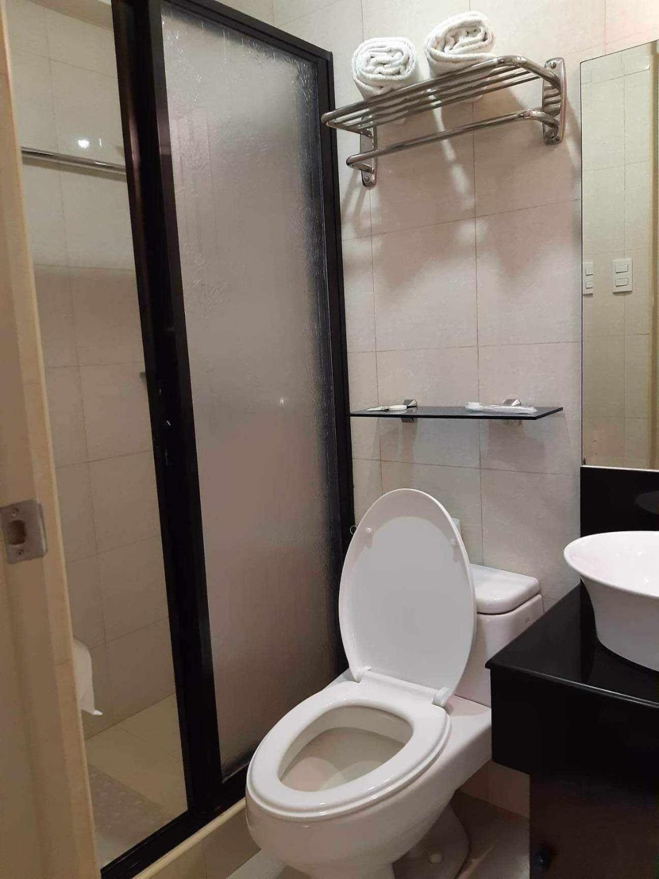 Sarasota Residential Resort Cluster 4 Unit 6B, 6C And 6L By Manny Newport Blvd, Across Naia T3 & Near Resorts World Manila, Pasay City Eksteriør billede